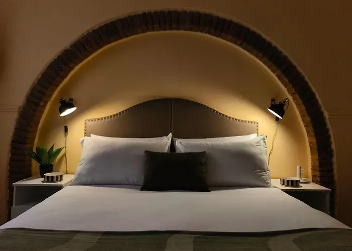 Domus Viola By Quokka 360 - 3 Min Walk From Piazza Navona * Roma